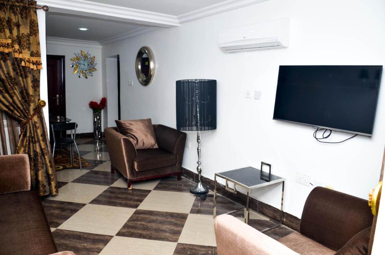 Crystal House International Hotel Илорин Экстерьер фото